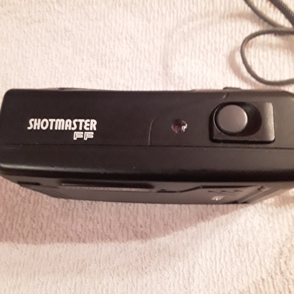 Vintage Ricoh Shotmaster FF 35mm Camera - Picture 3 of 3